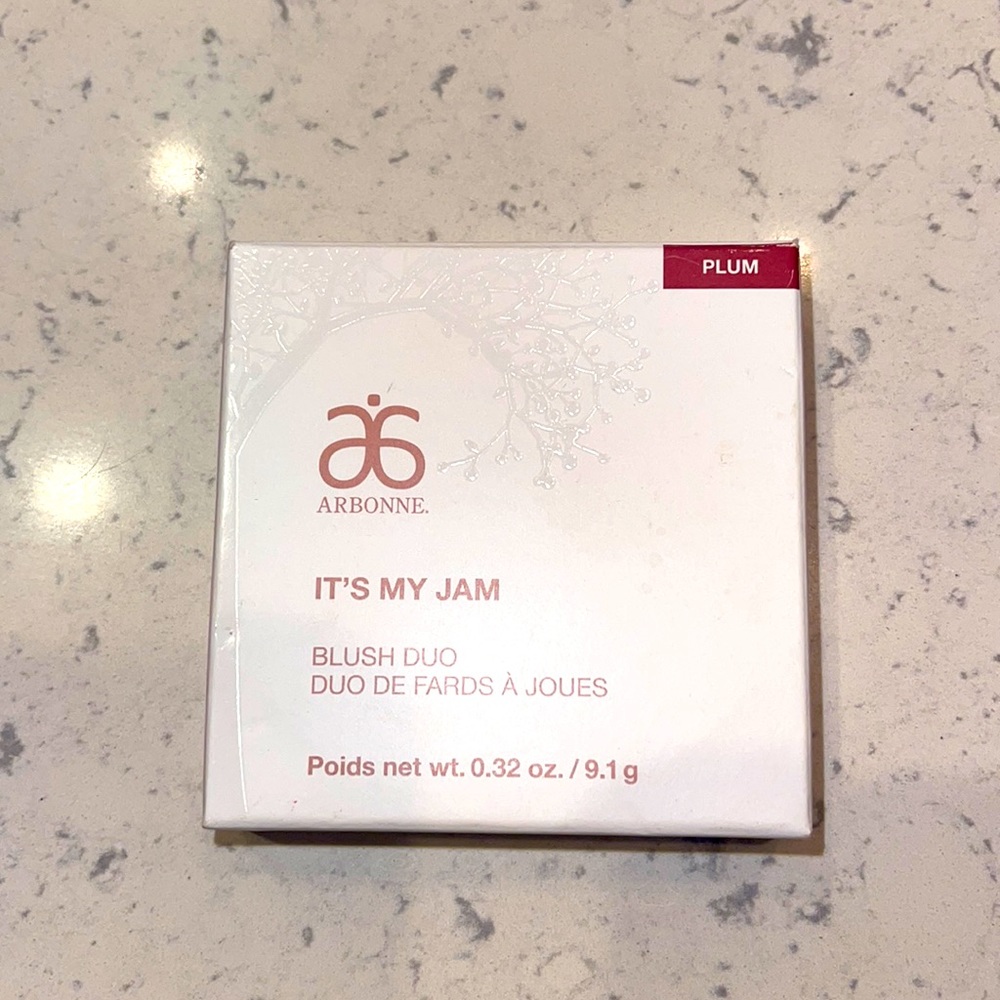 Duo Blush in Plum Shimmer/Satin finish